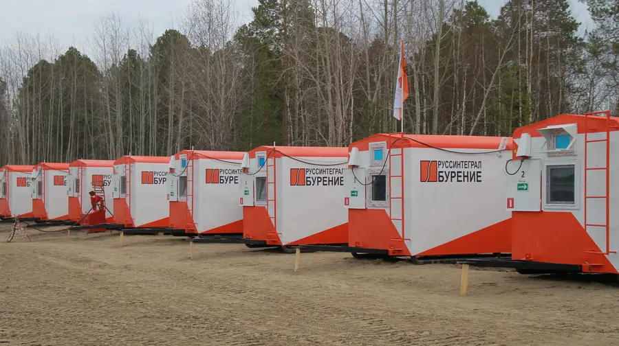 Жилой городок буровой бригады